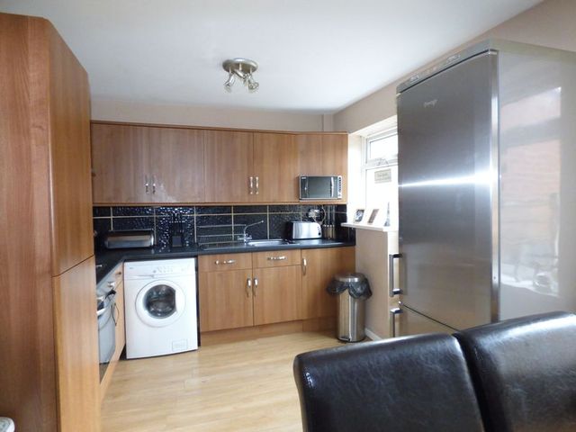  Image of 3 bedroom Mews for sale in Winchester Avenue Great Sankey Warrington WA5 at Winchester Avenue Great Sankey Warrington, WA5 1XU