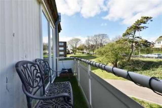  Image of 3 bedroom Property to rent in Dyke Road Avenue Hove BN3 at Woodland Court Hove Hove, BN3 6DN