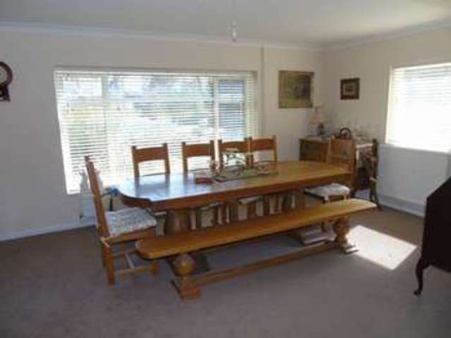  Image of 4 bedroom Detached house for sale in Woodland Way Stevenage SG2 at Woodland Way  Stevenage, SG2 8BX