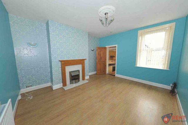  Image of 3 bedroom Flat to rent in Woodlands Terrace Felling Gateshead NE10 at Woodlands Terrace Felling Felling, NE10 9HT