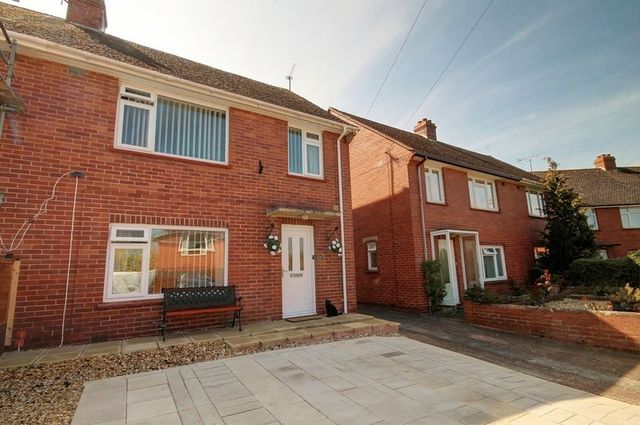  Image of 4 bedroom Semi-Detached house for sale in Woolsery Avenue Exeter EX4 at Woolsery Avenue  Exeter, EX4 8BJ