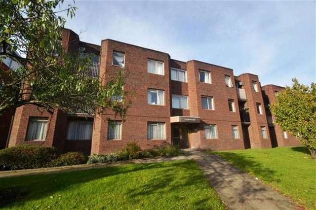  Image of 2 bedroom Apartment to rent in Worple Road London SW19 at Wimbledon, SW19 4LS