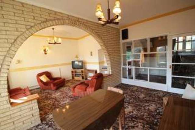  Image of 4 bedroom Terraced house for sale in Wrexham Road Whitchurch SY13 at Wrexham Road  Whitchurch, SY13 1HT