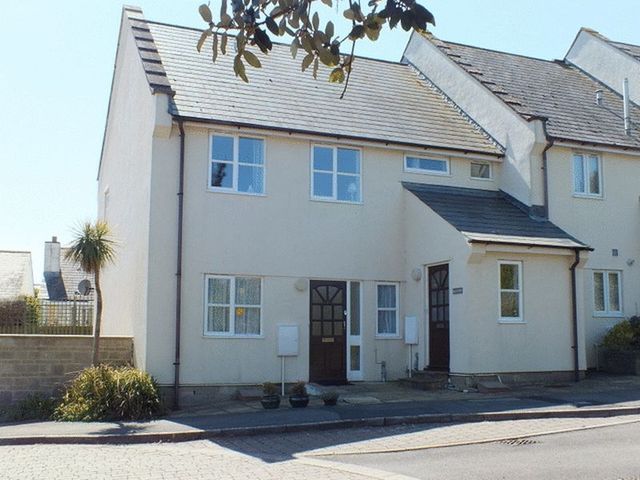  Image of 2 bedroom Flat for sale in Hammonds Mead Charmouth Bridport DT6 at Hammonds Mead  Charmouth, DT6 6QX