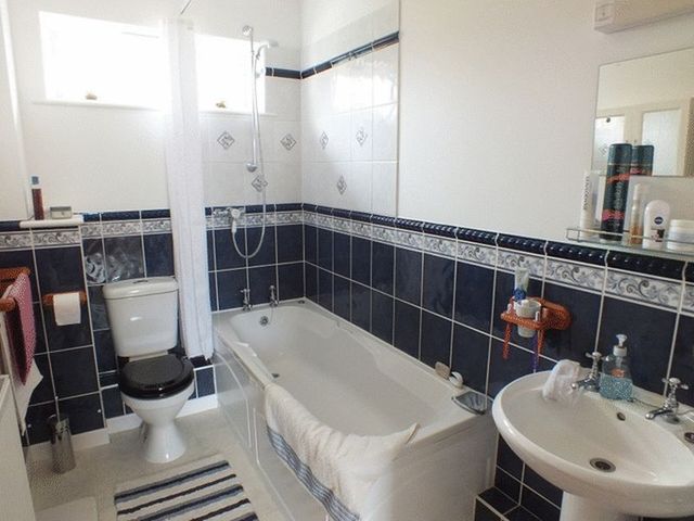  Image of 2 bedroom Flat for sale in Hammonds Mead Charmouth Bridport DT6 at Hammonds Mead  Charmouth, DT6 6QX