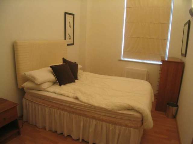  Image of 2 bedroom Flat to rent in City Road London EC1V at Clerkenwell London Goswell Road, EC1V 2PQ