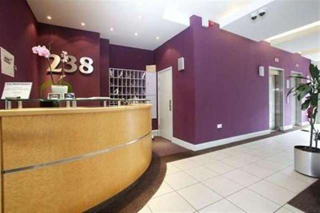  Image of 2 bedroom Flat to rent in City Road London EC1V at Clerkenwell London Goswell Road, EC1V 2PQ