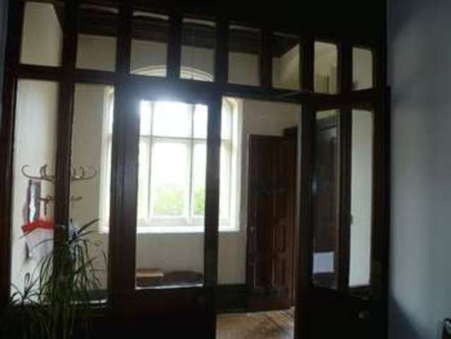  Image of 2 bedroom Flat for sale in Bristol Road Lower Weston-super-Mare BS23 at 80 Bristol Road Lower  Weston-Super-Mare, BS23 2RS