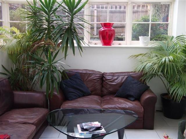  Image of 4 bedroom Terraced house to rent in Albury Street London SE8 at Deptford, SE8 3PT