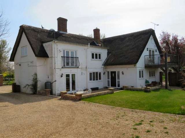  Image of 4 bedroom Cottage for sale in Ampthill Road Lidlington Bedford MK43 at Lidlington Bedford Bedfordshire, MK43 0QX