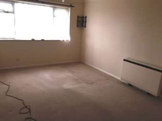  Image of 1 bedroom Property to rent in Anson Drive Southampton SO19 at Anson Drive  Southampton, SO19 8RQ