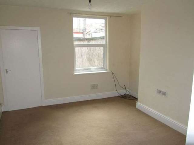  Image of 1 bedroom Flat to rent in Antrobus Street Congleton CW12 at Antrobus Street  Congleton, CW12 1HB