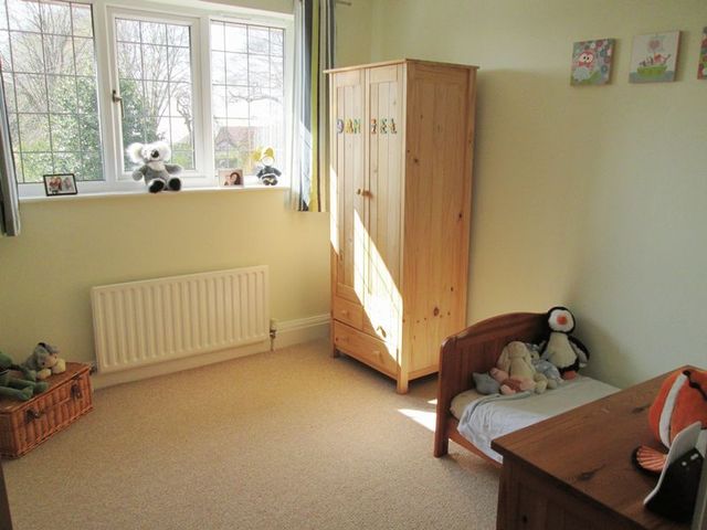  Image of 4 bedroom Detached house for sale in Evesham Road Astwood Bank Redditch B96 at Evesham Road Astwood Bank Redditch, B96 6EE