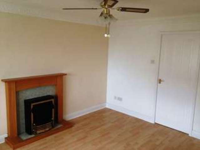  Image of 3 bedroom Semi-Detached house to rent in Stoney Royd Barnsley S71 at Stoney Royd Athersley Barnsley, S71 3NU