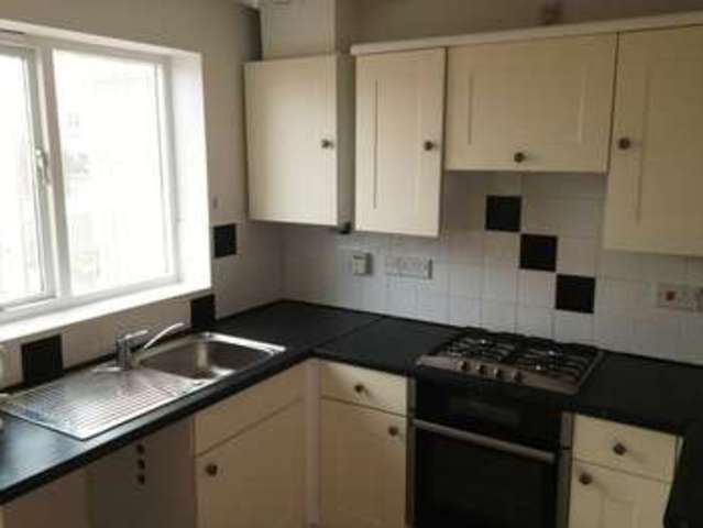  Image of 3 bedroom Semi-Detached house to rent in Stoney Royd Barnsley S71 at Stoney Royd Athersley Barnsley, S71 3NU