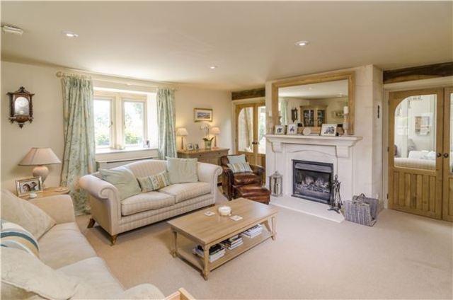  Image of 5 bedroom Property for sale in Bradford Road Atworth Melksham SN12 at Bradford Road Atworth Wiltshire, SN12 8HZ
