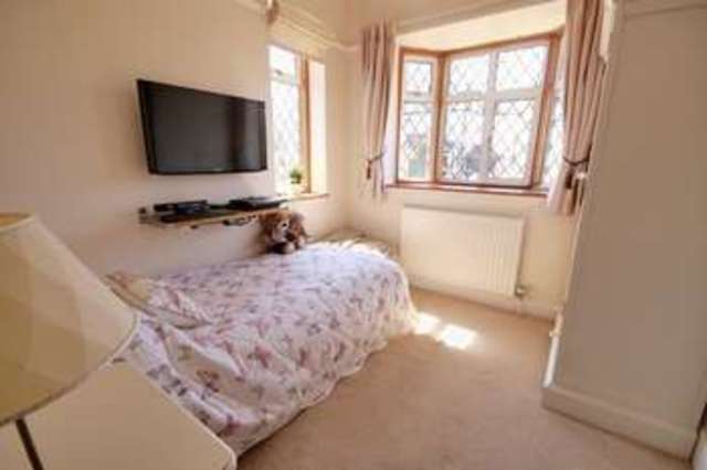  Image of 5 bedroom Detached house for sale in Upper Pines Banstead SM7 at Upper Pines  Banstead, SM7 3PX
