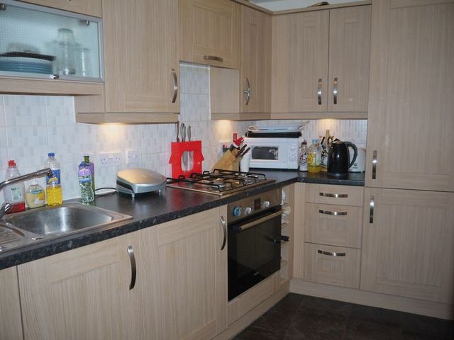  Image of 2 bedroom Flat for sale in Coxhill Way Aylesbury HP21 at Barnshaw House Coxhill Way Aylesbury, HP21 8FH