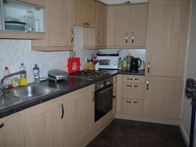  Image of 2 bedroom Flat for sale in Coxhill Way Aylesbury HP21 at Barnshaw House Coxhill Way Aylesbury, HP21 8FH