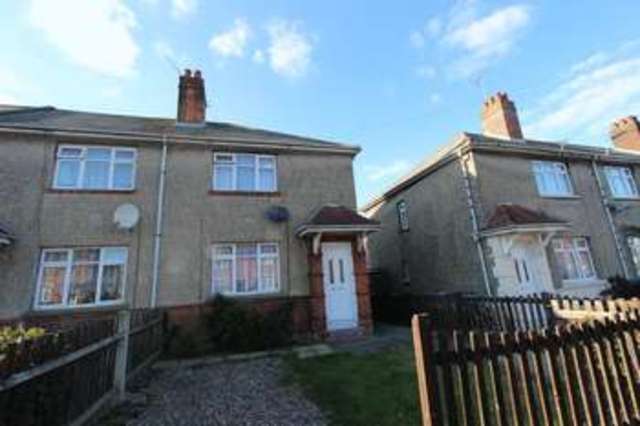  Image of 3 bedroom Detached house for sale in Honeysuckle Road Southampton SO16 at Honeysuckle Road Bassett Green Southampton, SO16 3BQ