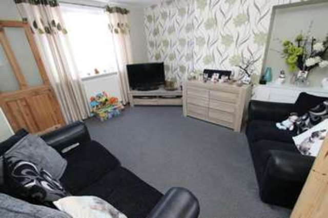  Image of 3 bedroom Detached house for sale in Honeysuckle Road Southampton SO16 at Honeysuckle Road Bassett Green Southampton, SO16 3BQ