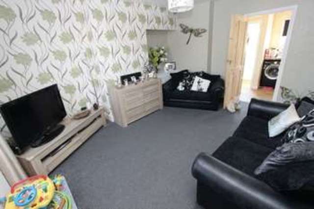  Image of 3 bedroom Detached house for sale in Honeysuckle Road Southampton SO16 at Honeysuckle Road Bassett Green Southampton, SO16 3BQ