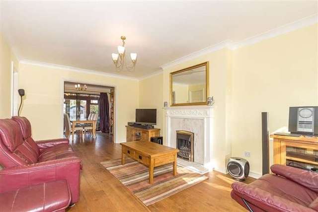  Image of 4 bedroom Detached house for sale in Beechcroft Drive Bromsgrove B61 at Beechcroft Drive  Norton, B61 0DS