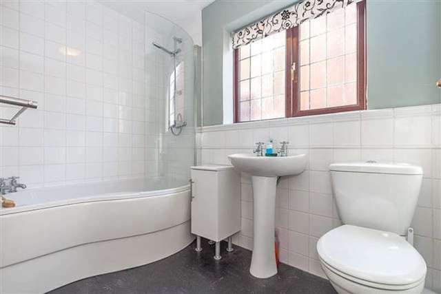  Image of 4 bedroom Detached house for sale in Beechcroft Drive Bromsgrove B61 at Beechcroft Drive  Norton, B61 0DS