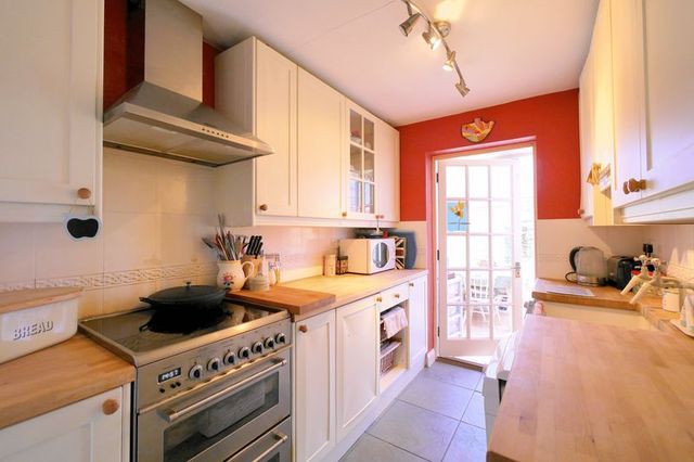  Image of 3 bedroom Detached house for sale in The Moorlands Benson Wallingford OX10 at The Moorlands  Benson, OX10 6RT