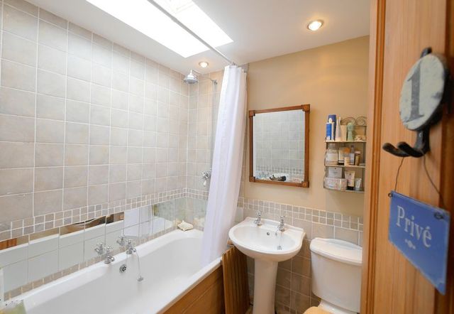  Image of 3 bedroom Detached house for sale in The Moorlands Benson Wallingford OX10 at The Moorlands  Benson, OX10 6RT