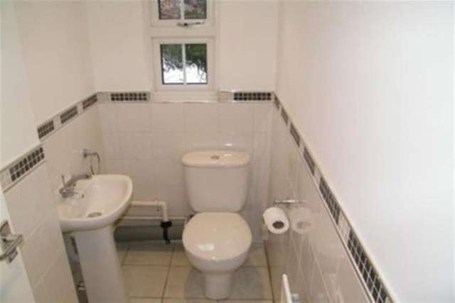  Image of 3 bedroom Detached house to rent in Fern Close Billericay CM12 at Billericay, CM12 0QF