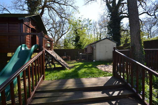  Image of 4 bedroom Semi-Detached house for sale in Bishops Avenue Thorley Bishop