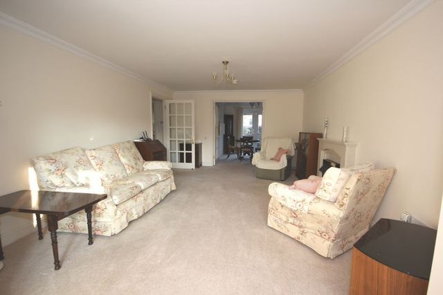  Image of 2 bedroom Flat for sale in Bluecoat Pond Christs Hospital Horsham RH13 at Bluecoat Pond Christs Hospital Horsham, RH13 0NW