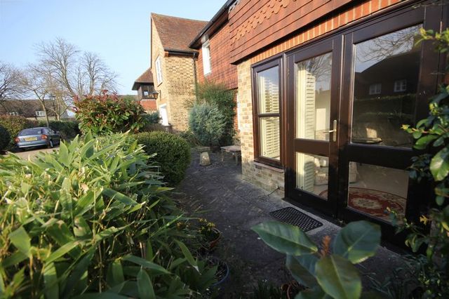  Image of 2 bedroom Flat for sale in Bluecoat Pond Christs Hospital Horsham RH13 at Bluecoat Pond Christs Hospital Horsham, RH13 0NW