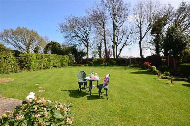  Image of 4 bedroom Detached house for sale in Boulevard Courrieres Aylesham Canterbury CT3 at Aylesham Canterbury Canterbury, CT3 3DT