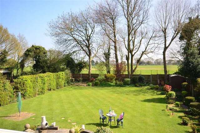  Image of 4 bedroom Detached house for sale in Boulevard Courrieres Aylesham Canterbury CT3 at Aylesham Canterbury Canterbury, CT3 3DT