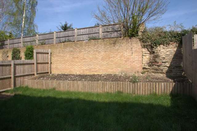  Image of 4 bedroom Detached house for sale in Bosgate Close Bozeat Wellingborough NN29 at Bosgate Close Bozeat Wellingborough, NN29 7JS