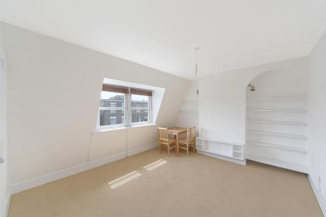  Image of 2 bedroom Property to rent in Brackenbury Gardens London W6 at Brackenbury Gardens  London, W6 0BP