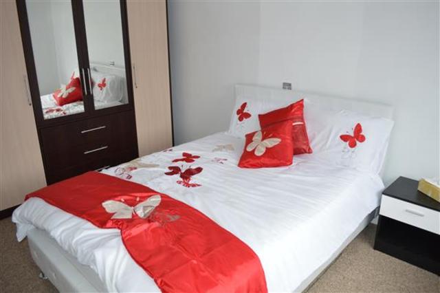  Image of 3 bedroom Semi-Detached house to rent in Brackleys Way Solihull B92 at Olton, B92 8QJ