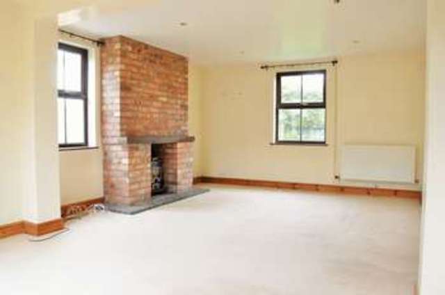  Image of 4 bedroom Detached house for sale in Bretforton Road Badsey Evesham WR11 at Bretforton Road Badsey Evesham, WR11 7XQ