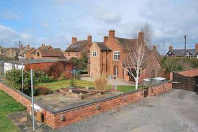  Image of 4 bedroom Detached house for sale in Bretforton Road Badsey Evesham WR11 at Bretforton Road Badsey Evesham, WR11 7XQ