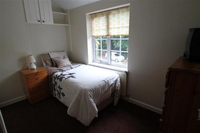  Image of 4 bedroom Semi-Detached house for sale in Brighton Road Hooley Coulsdon CR5 at Hooley, CR5 3EJ