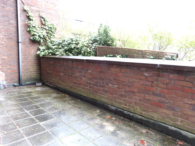  Image of 2 bedroom Flat to rent in Britten Close London NW11 at GOLDERS GREEN  London, NW11 7HW