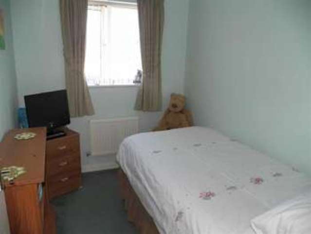  Image of 3 bedroom Property for sale in Broad Haven Close Penlan Swansea SA5 at Broad Haven Close Penplas Penplas, SA5 7NF
