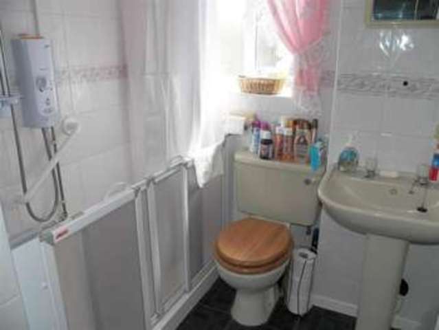  Image of 3 bedroom Property for sale in Broad Haven Close Penlan Swansea SA5 at Broad Haven Close Penplas Penplas, SA5 7NF