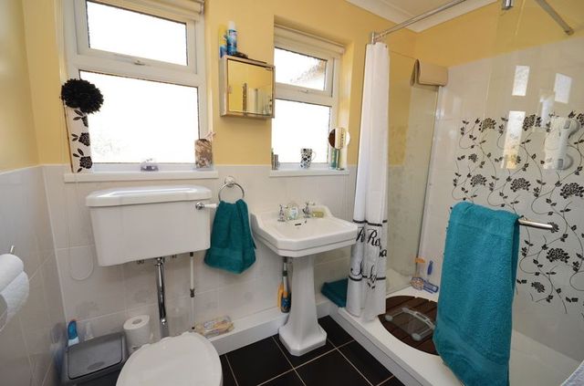  Image of 3 bedroom Detached house for sale in Broadsands Avenue Paignton TQ4 at Broadsands Avenue Broadsands Paignton, TQ4 6JJ