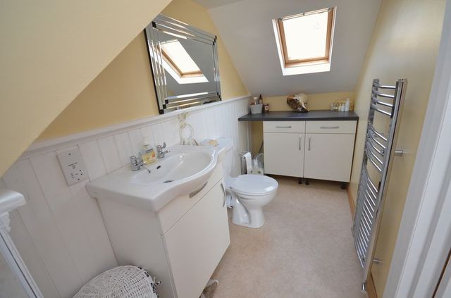  Image of 3 bedroom Detached house for sale in Broadsands Avenue Paignton TQ4 at Broadsands Avenue Broadsands Paignton, TQ4 6JJ