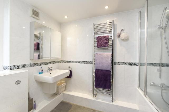  Image of 3 bedroom Property to rent in Bromfelde Road London SW4 at Bromfelde Road  London, SW4 6PP