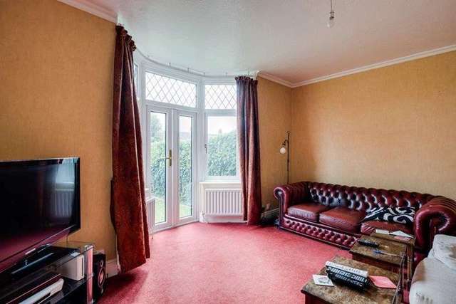  Image of 5 bedroom Detached house to rent in Brooks Lane Bosham Chichester PO18 at Brooks Lane Bosham Chichester, PO18 8JT