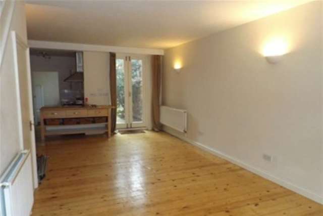  Image of 3 bedroom Terraced house to rent in Bulwer Road Leicester LE2 at Leicester, LE2 3BW